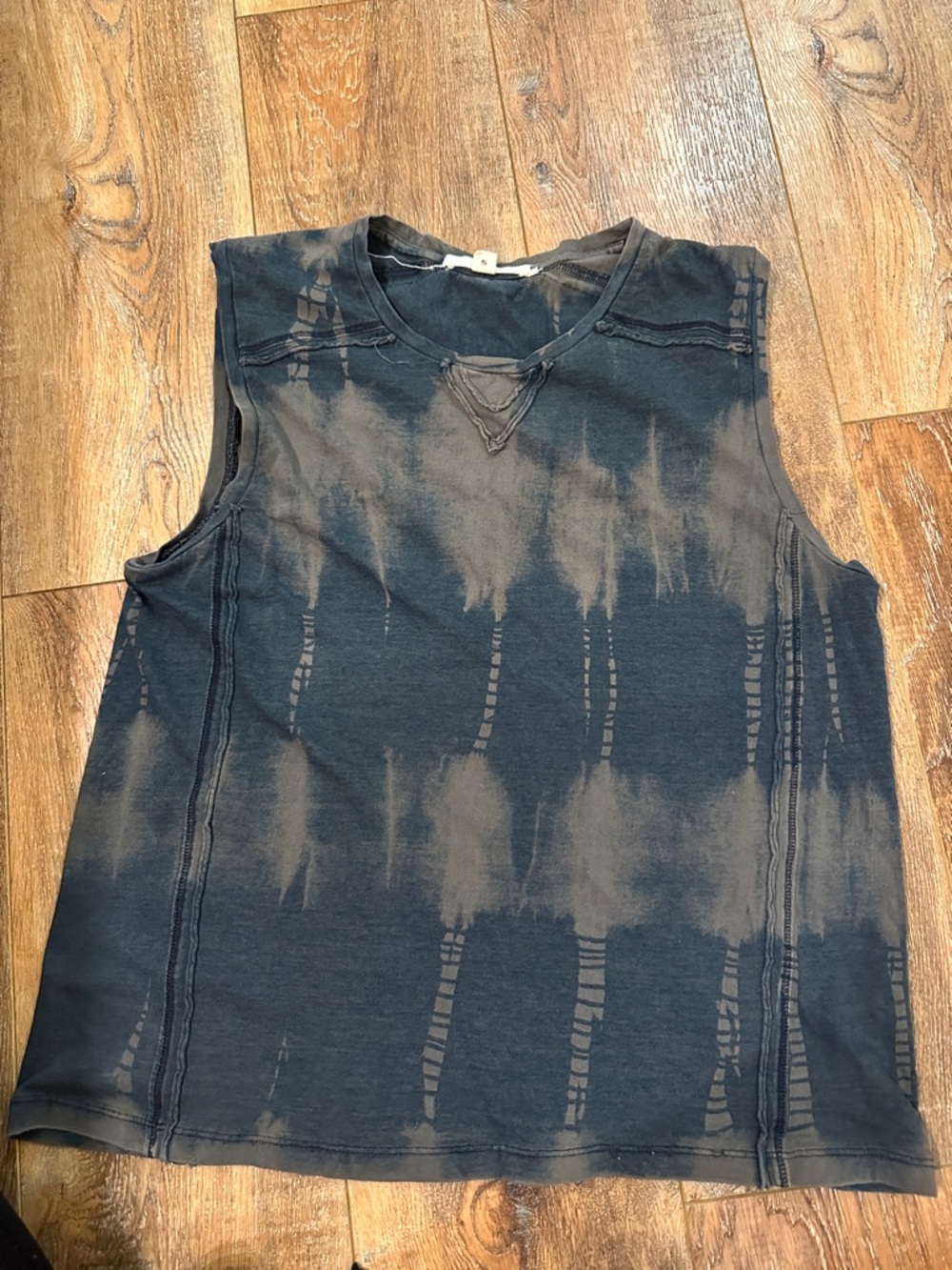 Burning Torch Distressed Tie-Dye Muscle Tank - Blue & Gray Small women’s top